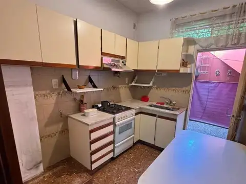 Departamento en Alquiler en Lomas del Mirador, $ 700.000