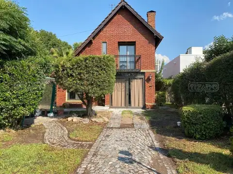 Casa 3 dorm con pileta y golf | Escriturable