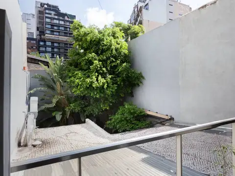 Av. Cerviño y Ugarteche