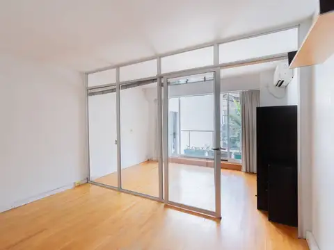 Cerviño 3500, Piso 1