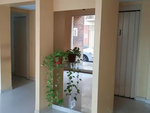 EXCELENTE DEPARTAMENTO 1 AMBIENTE - bajas expensas