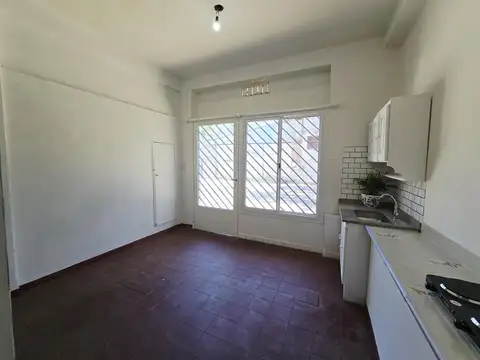 Departamento en Alquiler en Villa Libertad, $ 350.000