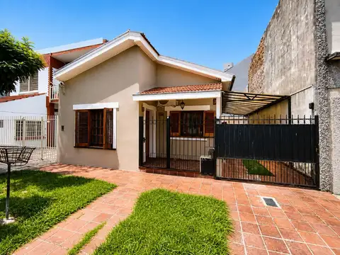 OPORTUNIDAD VENTA CASA DE 3 AMBIENTES HAEDO NORTE