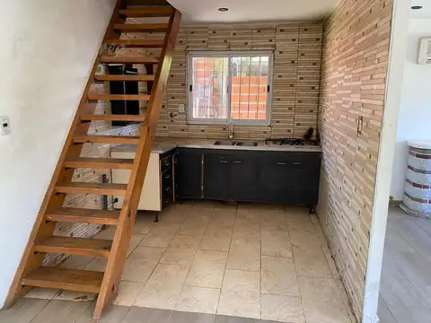 Casa 4 Ambientes En Venta - Francisco Alvarez, Moreno (ref. 2302)