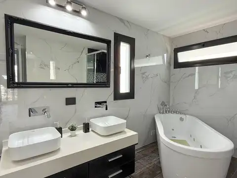 Casa en Venta al Noreste