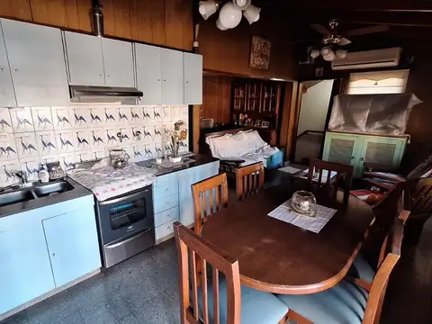 Manuela Pedraza 1318