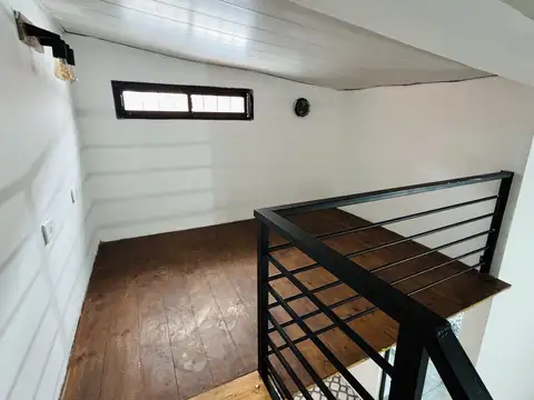 Depto Tipo Casa en Alquiler en Villa Lynch, $ 660.000