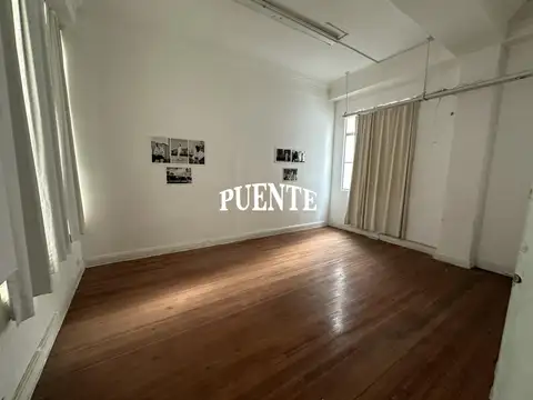 Oficina en Venta 110 años