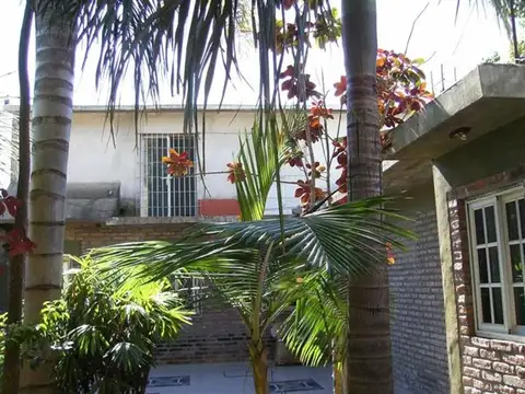 DEPARTAMENTO 2 AMBIENTES AL FONDO