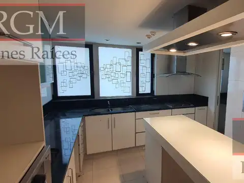 Departamento en Alquiler con 1 cocheras