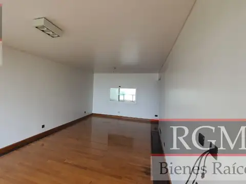 Departamento en Alquiler en Martin, $ 2.400.000