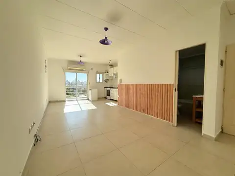 Departamento en Alquiler en Villa Ballester, $ 600.000