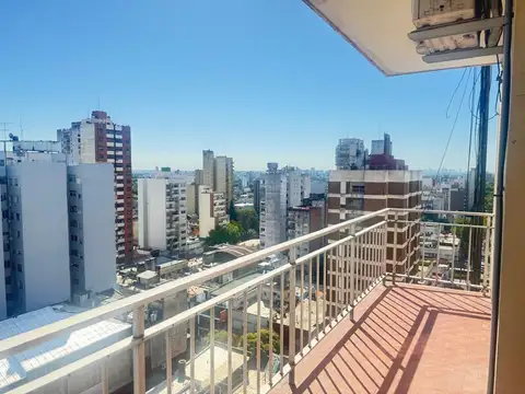 Departamento de 3 ambientes en  Quilmes centro.