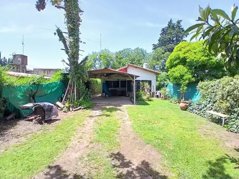 CASA 4 AMBIENTES VENTA LIBERTAD-JARDIN COCHERA