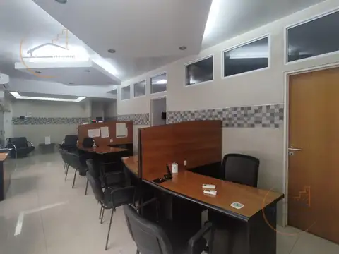 Oficina Monoambiente con 2 baños