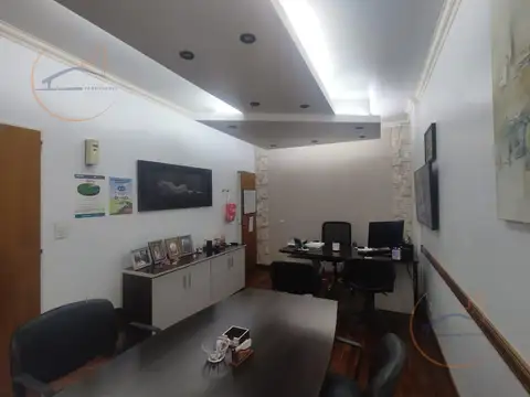 VENDO OFICINA DE 117 M2 AL CONTRAFRENTE EN EXCELENTE ESTADO. BARRIO NORTE