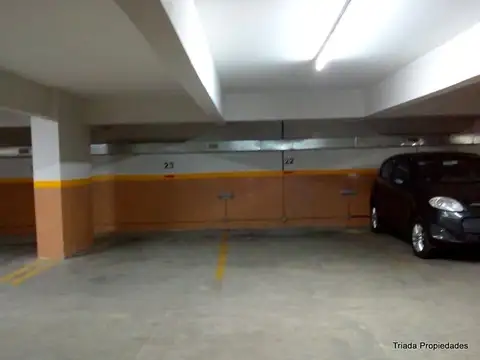 VENTA COCHERA CON ESCRITURA PROPIA EN PRIMER SUBSUELO A METROS DEL HOSPITAL PIROVANO