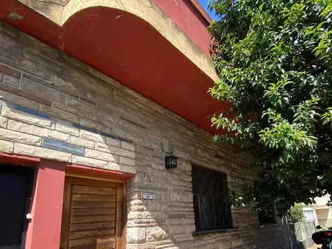 Venta PH tipo CASA 4 ambientes 3 dormitorios suite patio quincho terraza