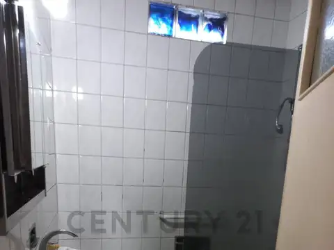 VILLA CRESPO 3 AMB C/ DEPENDENCIA Y PATIO