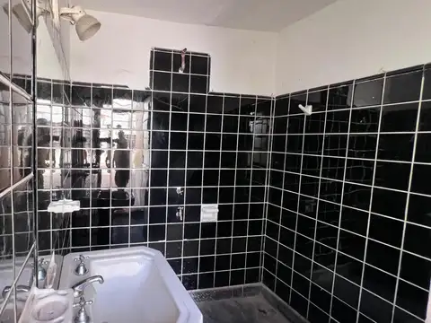 Casa 3 ambientes con 2 baños