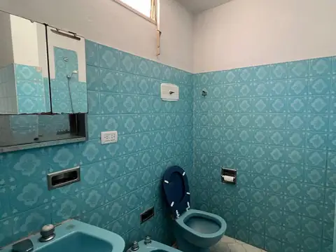 Casa en Alquiler con 1 cochera