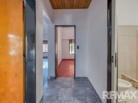 Casa en Venta con 5 cocheras