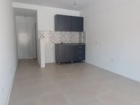 VENTA PH 2 AMBIENTES PLANTA BAJA VILLA LUZURIAGA