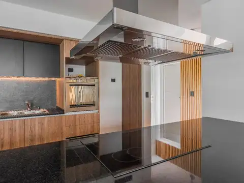 Casa en venta 4 dormitorios en Carpinchos, Nordelta