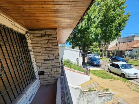 Depto Tipo Casa en Venta en Martinez Santa Fe / Fleming, USD 200.000