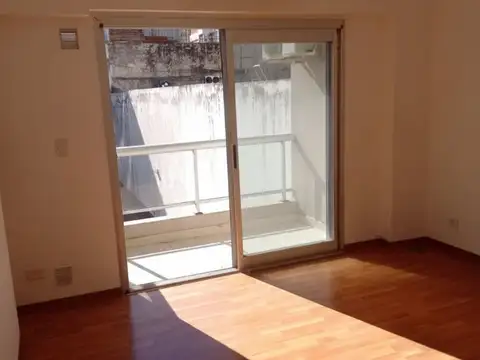 Venta Monoambiente c/cochera y baulera en Florida