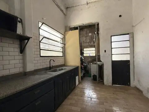 VENTA CASA 3 AMBIENTES DE ESTILO "CHORIZO", BERNAL