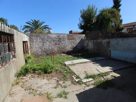 Casa en Venta con 4 cocheras