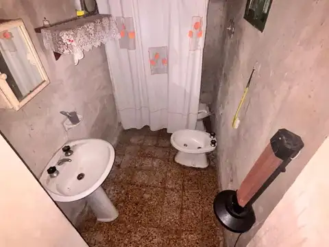 Casa en Alquiler con 1 cochera