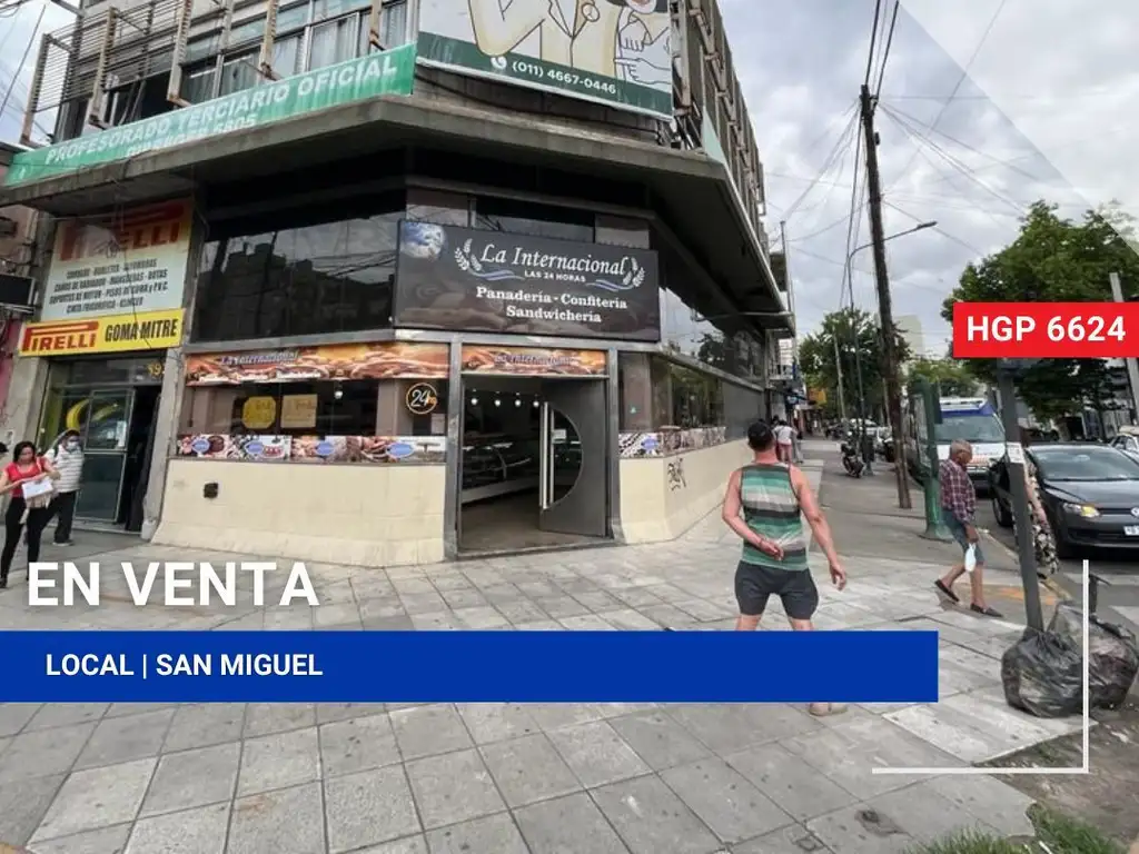 Av. Ricardo Balbin