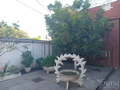 Monseñor d'Andrea  al 1000