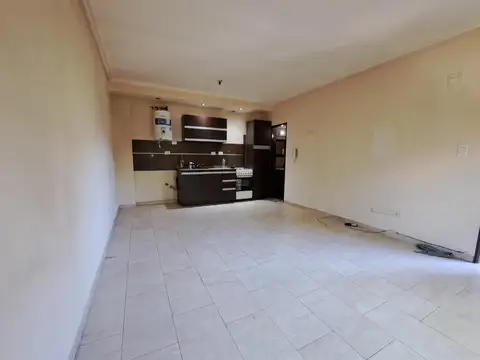 Departamento en Alquiler en Morón Sur, $ 320.000