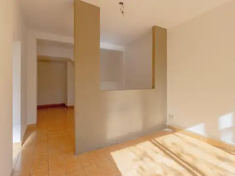 Departamento en Venta en Monte Castro, USD 90.000