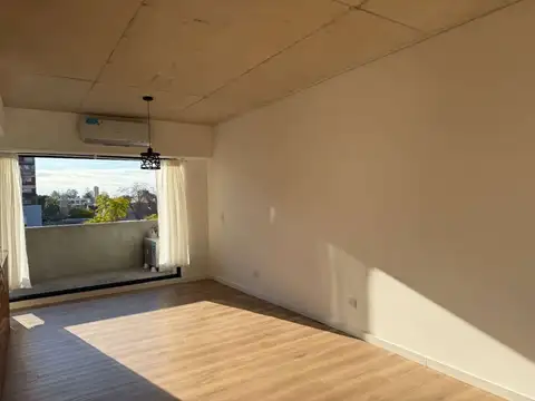 Departamento en Alquiler en Villa Devoto, $ 900.000