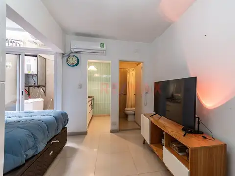 VENTA MONOAMBIENTE CON PATIO Y BAULERA EN NUÑEZ