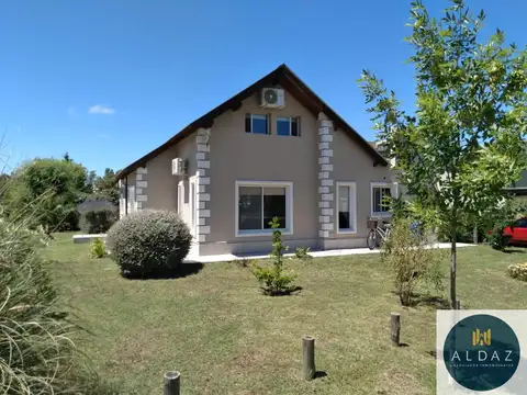 Casa en Venta en Punta Alta, USD 160.000