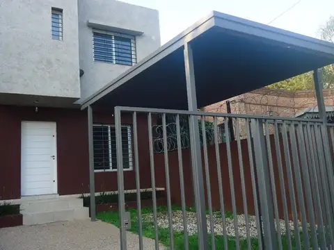 Depto Tipo Casa en Venta de 4 ambientes