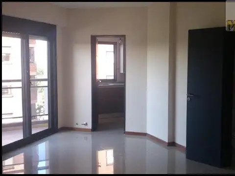 Departamento 3 ambientes al frente con 2 baños en San Martin Centro (a estrenar) a 1 Cuadra. Ruta 8
