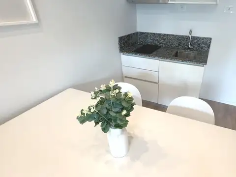 VENTA MONOAMBIENTE LUMINOSO SAN TELMO