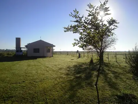 Venta | Campo | 2,85 Hectáreas | Con casa de 2 Dormitorios | Luis Palacios