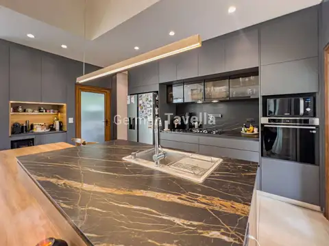 Casa en Venta en Barrio Parque Leloir, USD 595.000