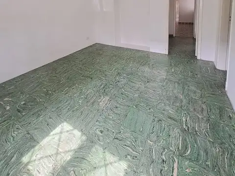 Casa en Alquiler con 1 cochera
