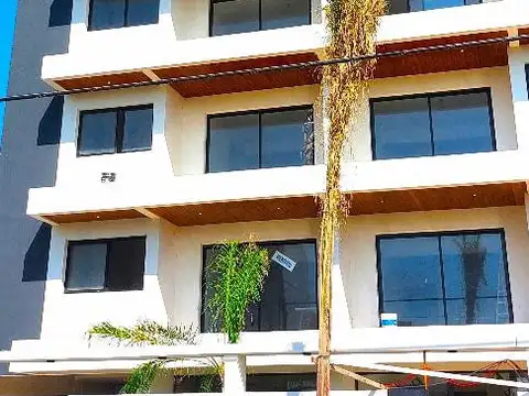 La Rioja 1200, Piso 1°