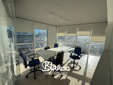 Agora III - 46 Plaza 100