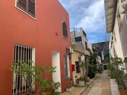 Depto Tipo Casa en Venta de 2 ambientes