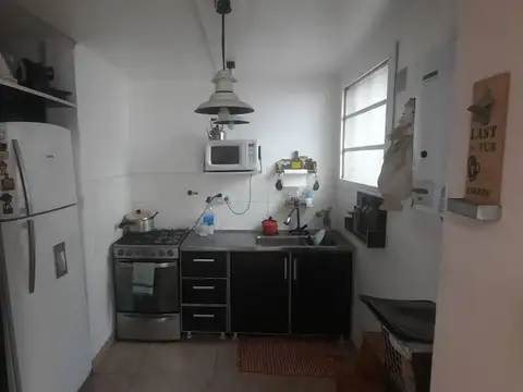 Depto Tipo Casa en Venta 40 años